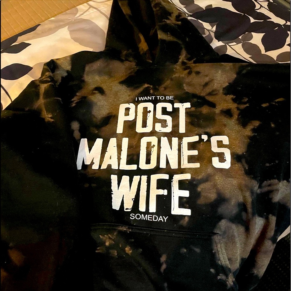 Basic tye dye hoodie